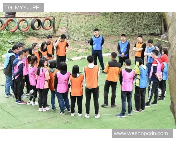 深圳篮球队奋勇拼搏的杯赛之路与辉煌成就回顾